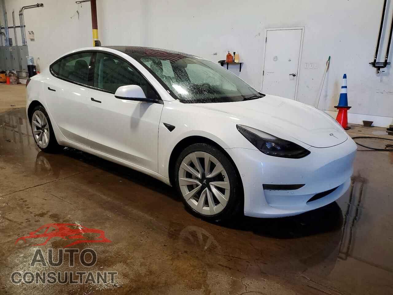 TESLA MODEL 3 2022 - 5YJ3E1EA6NF371114