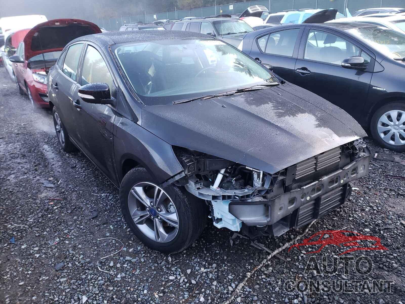 FORD FOCUS 2018 - 1FADP3FE4JL236853