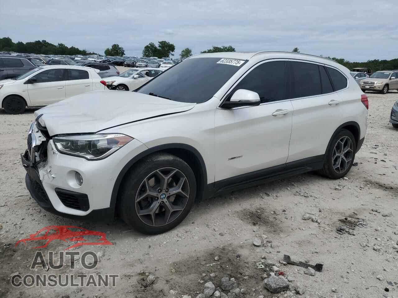 BMW X1 2017 - WBXHT3C32H5F82060