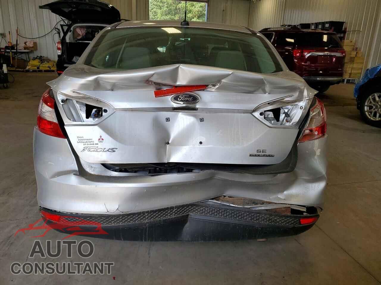 FORD FOCUS 2014 - 1FADP3F28EL394110