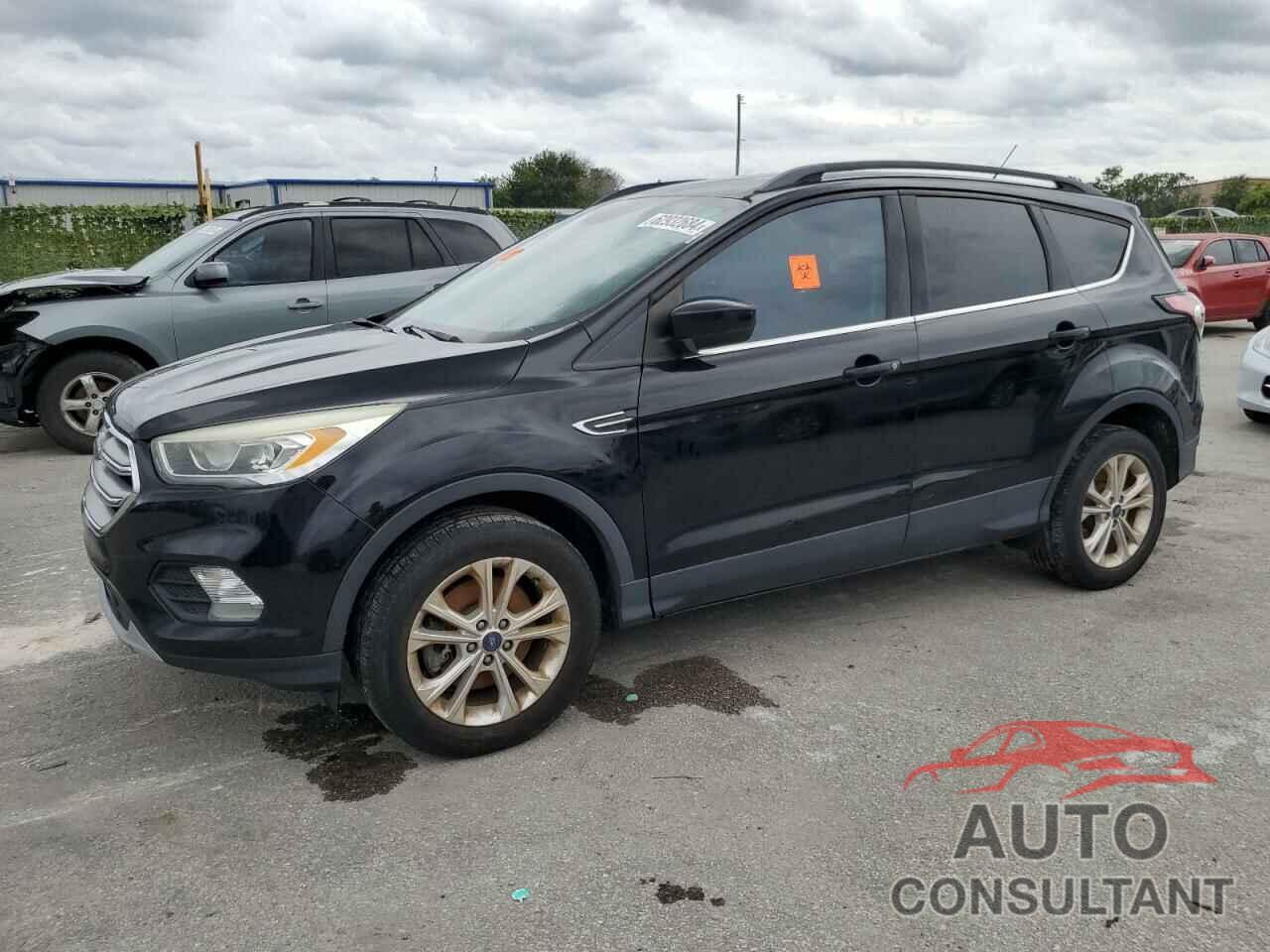 FORD ESCAPE 2017 - 1FMCU9GD9HUC81150