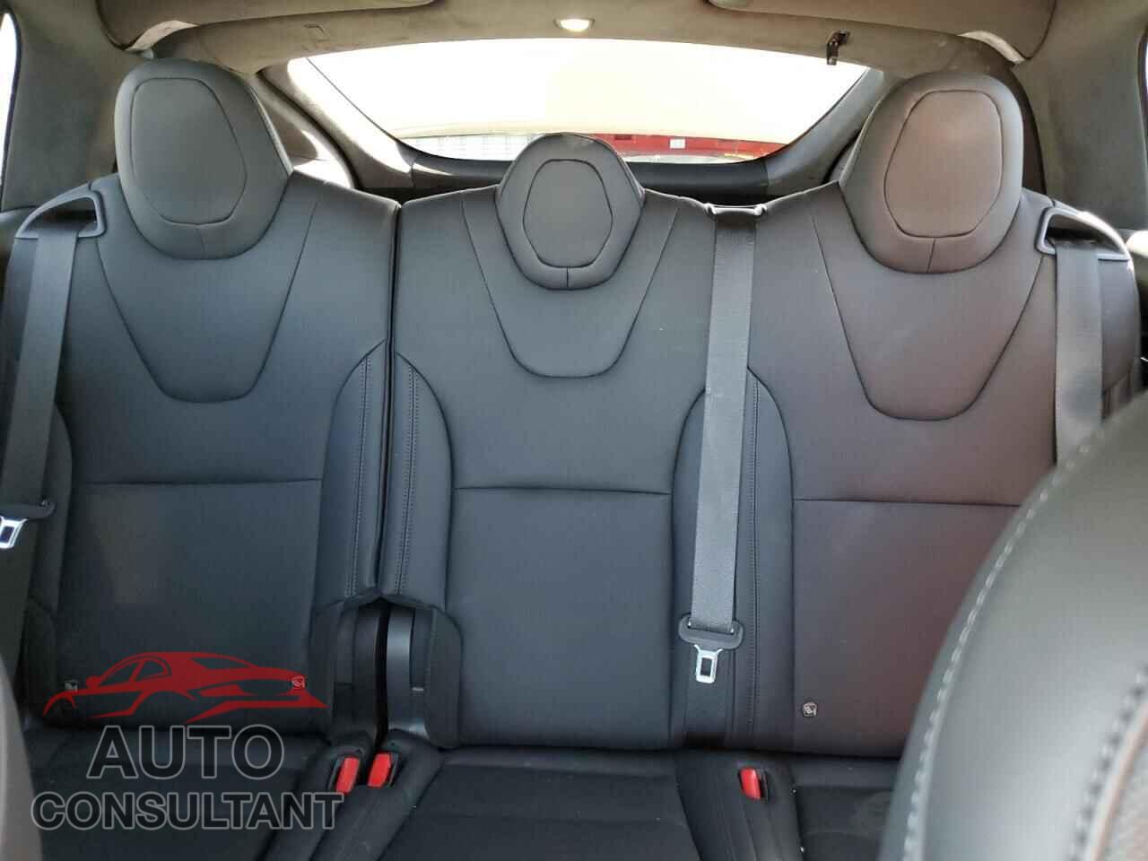 TESLA MODEL X 2024 - 7SAXCDE56RF438038