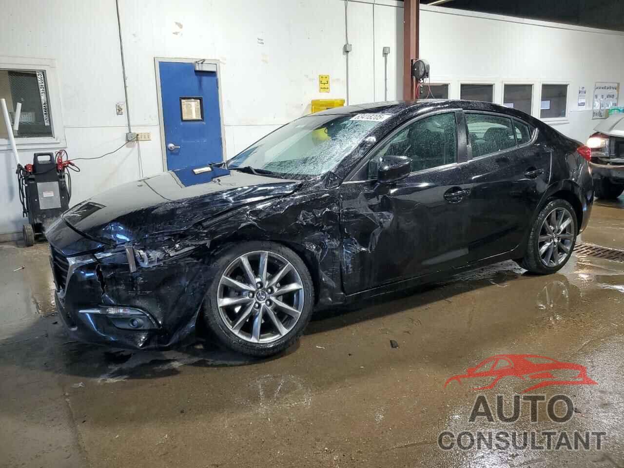 MAZDA 3 2018 - 3MZBN1W34JM174747