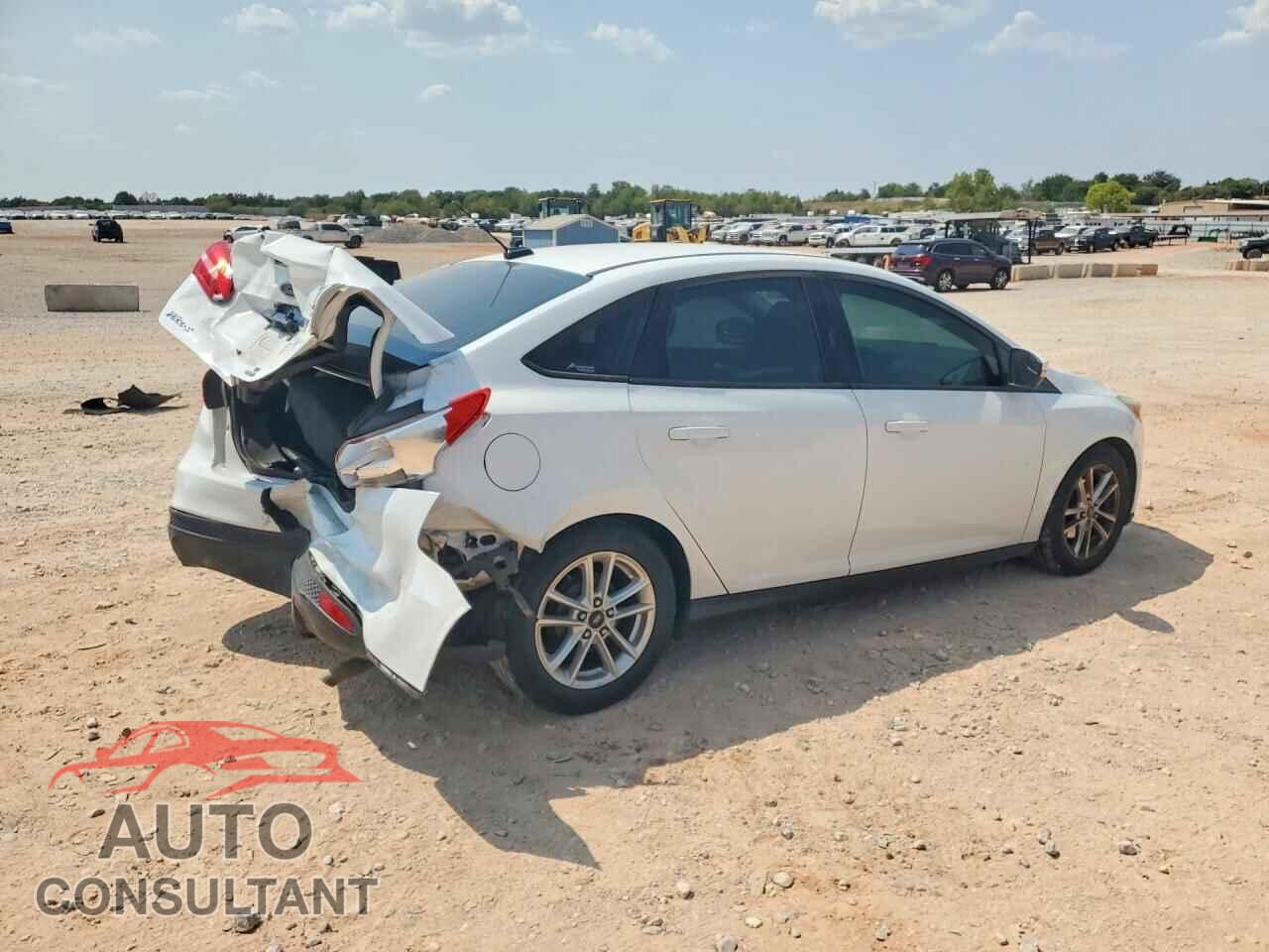 FORD FOCUS 2016 - 1FADP3F23GL204295