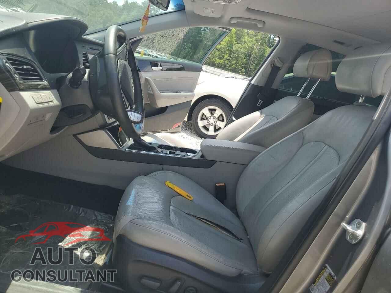 HYUNDAI SONATA 2017 - KMHE34L15HA059474