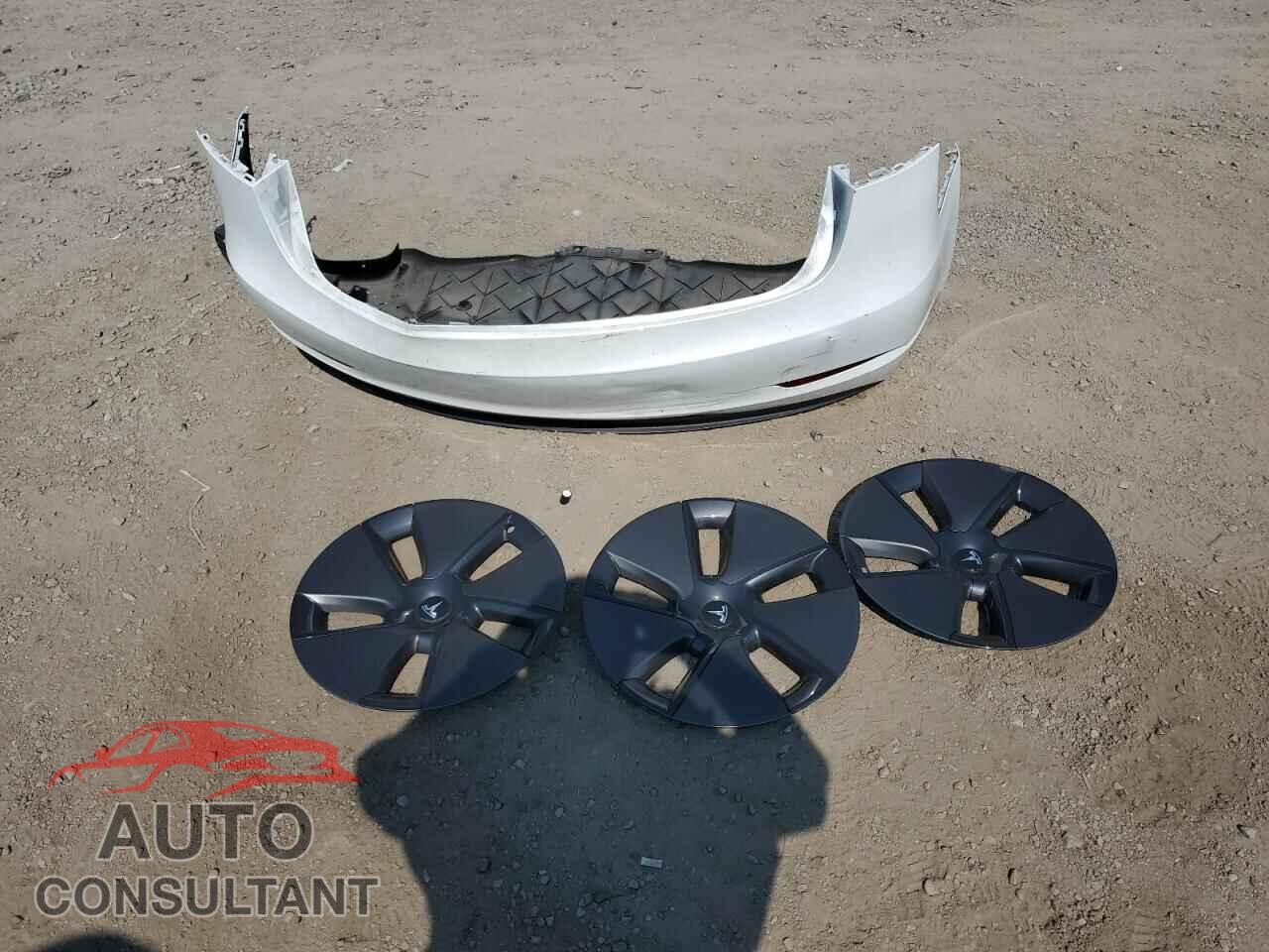 TESLA MODEL 3 2023 - 5YJ3E1EA4PF540923