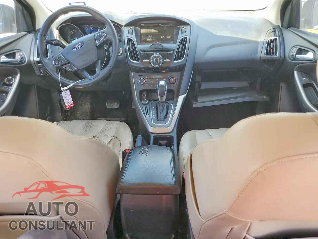 FORD FOCUS 2015 - 1FADP3J23FL328041