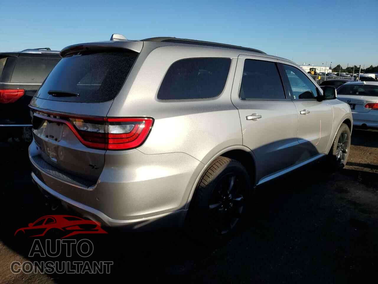 DODGE DURANGO 2018 - 1C4SDJCT2JC302592