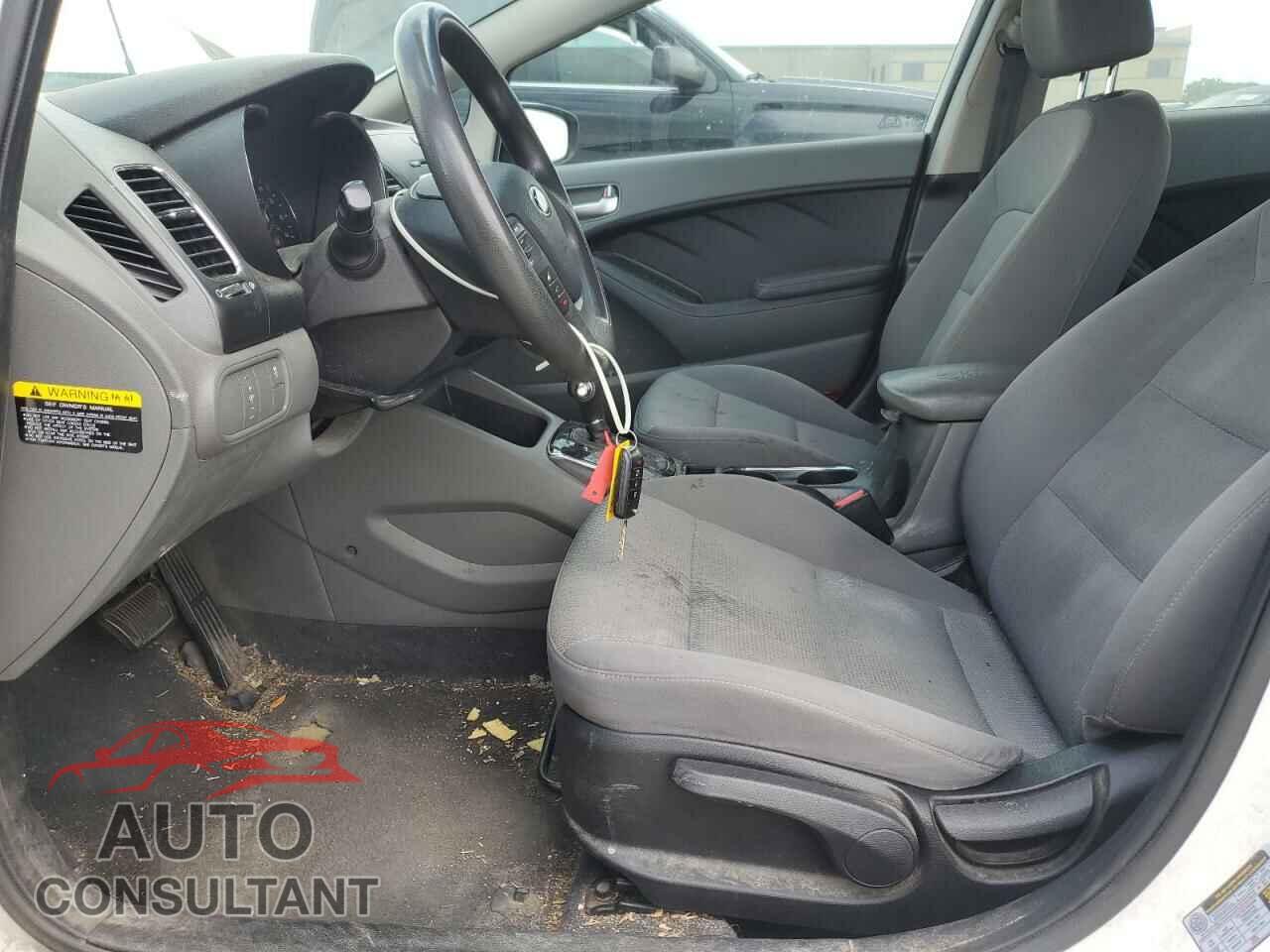KIA FORTE 2017 - 3KPFK4A79HE068792
