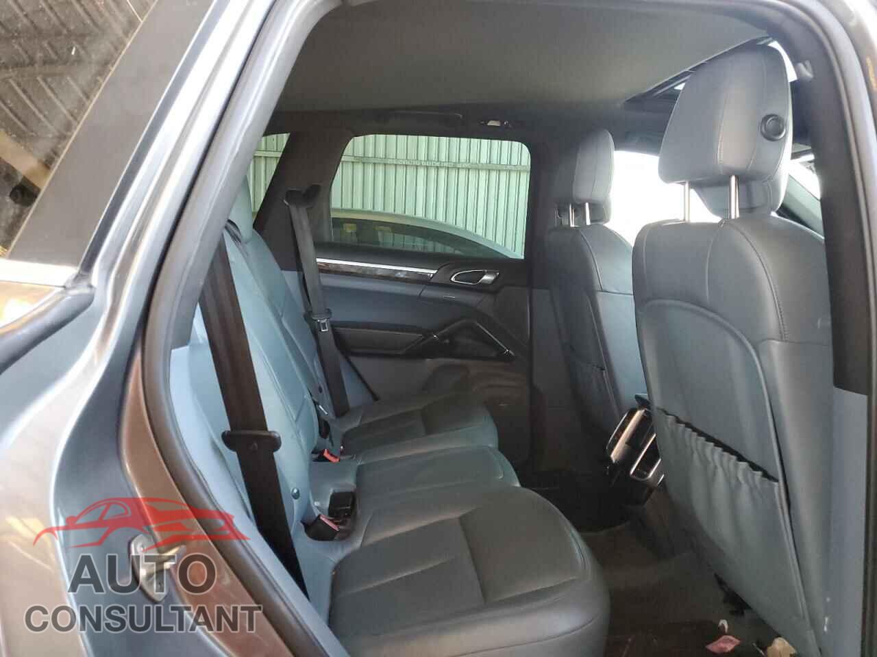 PORSCHE CAYENNE 2012 - WP1AB2A22CLA42830