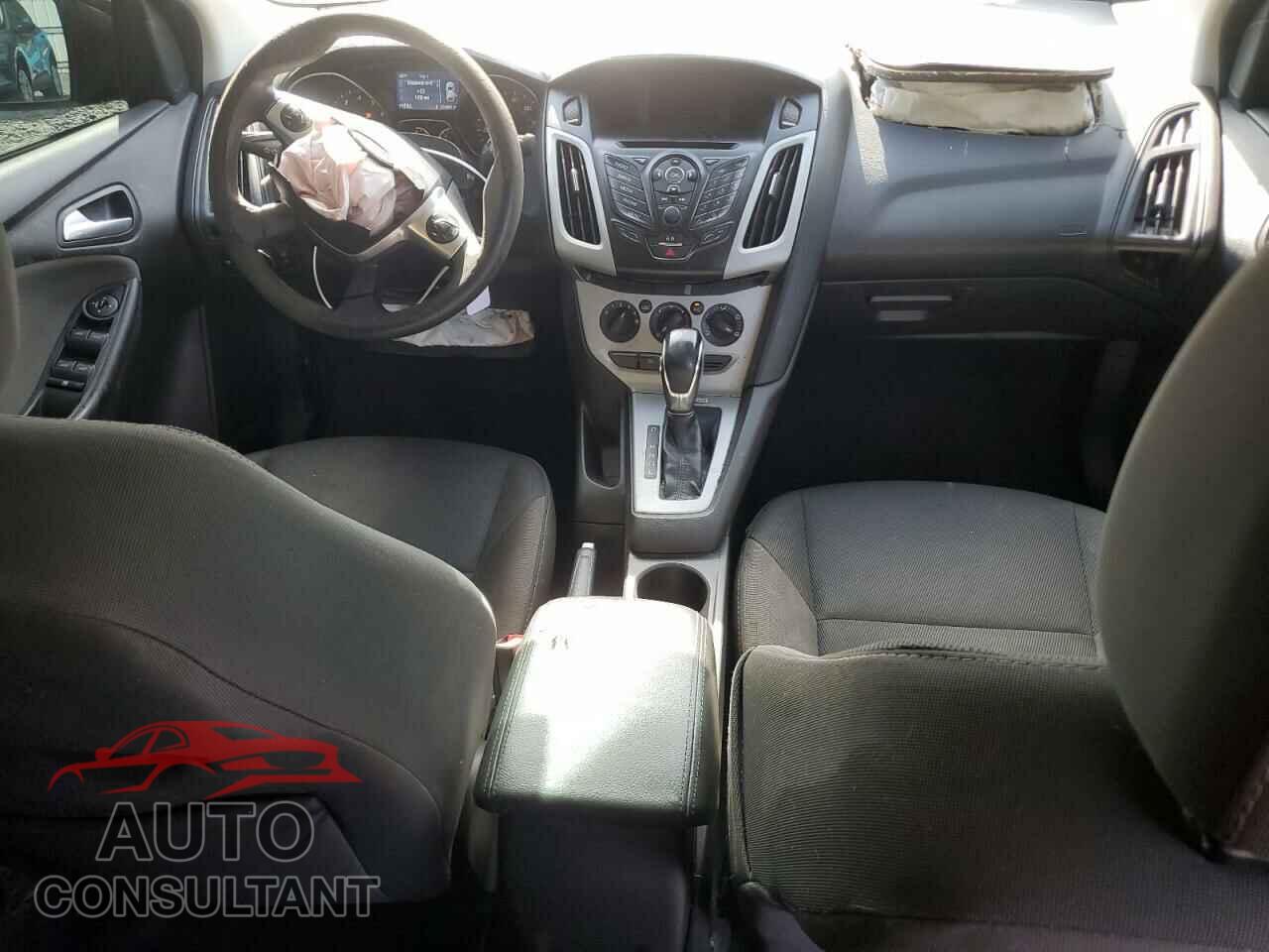 FORD FOCUS 2014 - 1FADP3F28EL279863