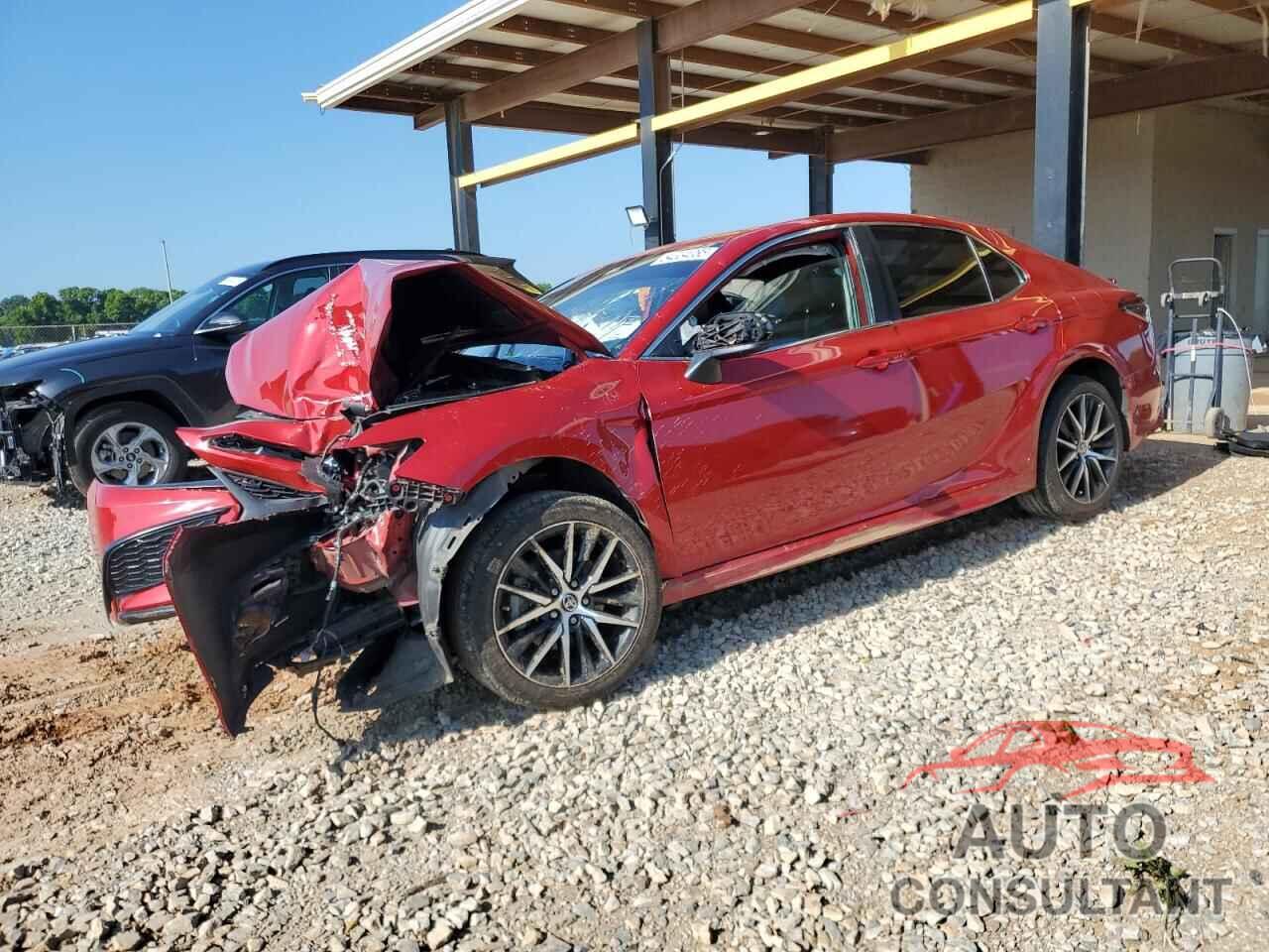 TOYOTA CAMRY 2021 - 4T1G11AK4MU461701