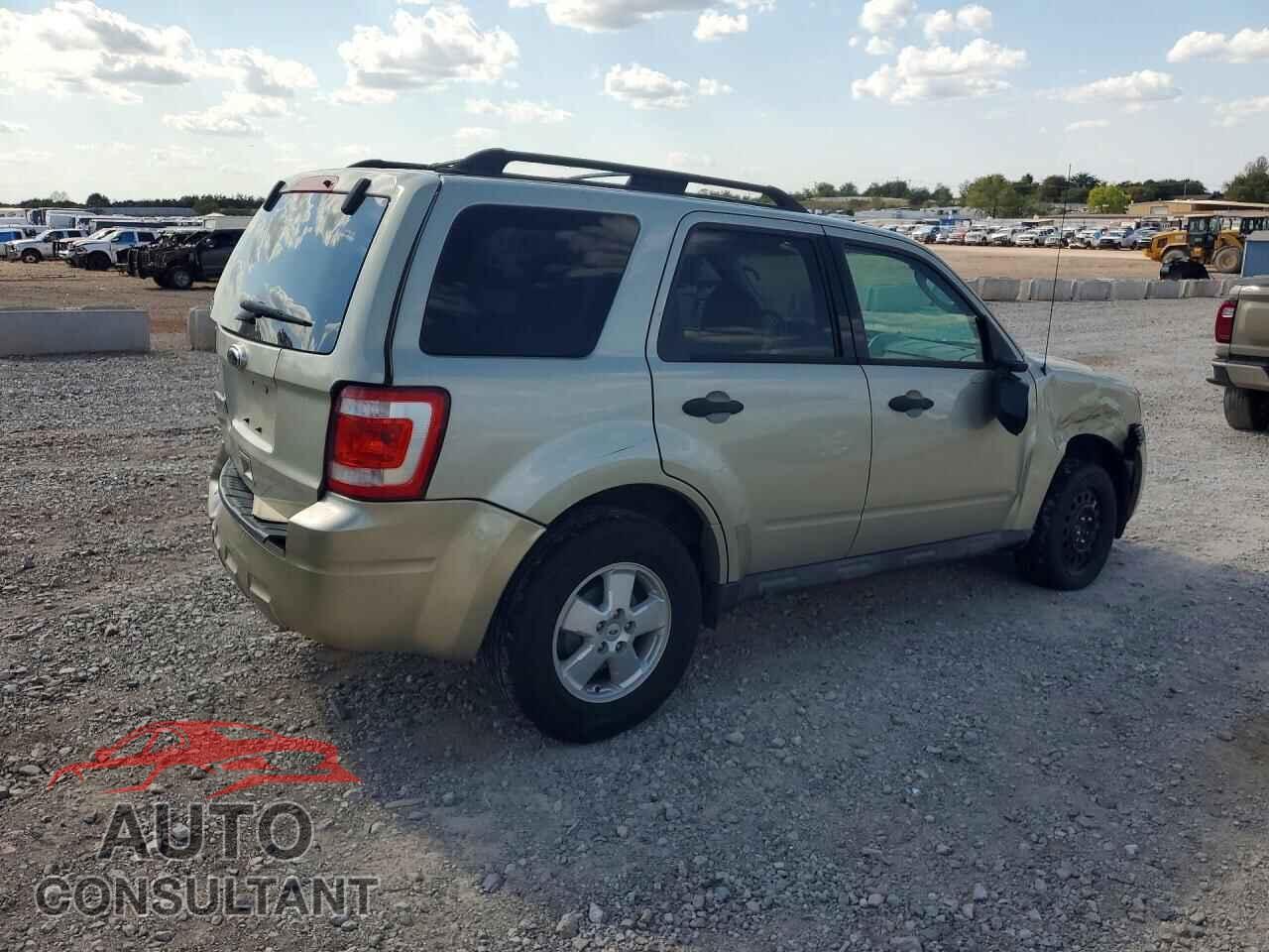 FORD ESCAPE 2012 - 1FMCU0D70CKA17376