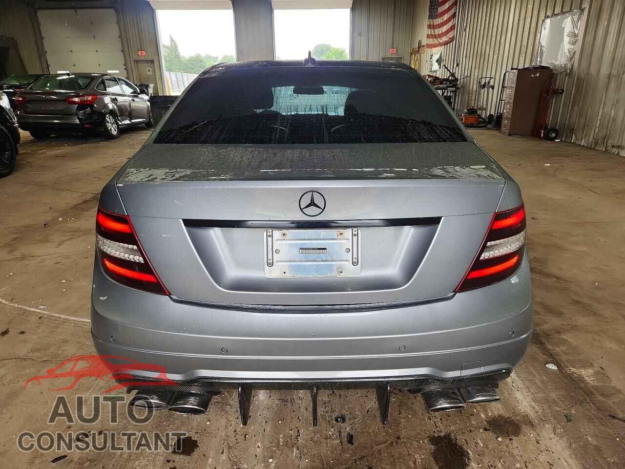 MERCEDES-BENZ C-CLASS 2013 - WDDGF8AB0DR270655