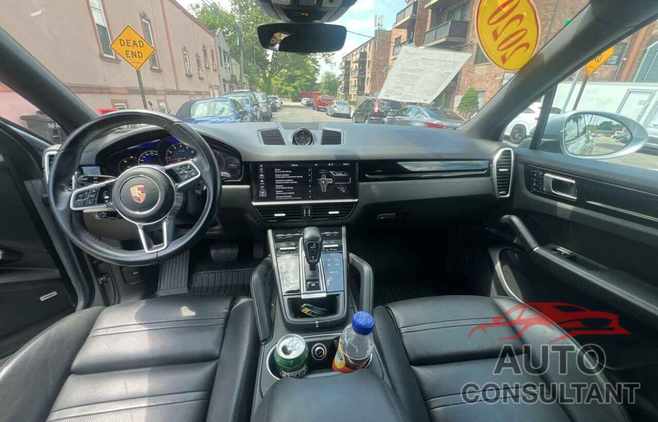PORSCHE CAYENNE 2020 - WP1AA2AY9LDA03346
