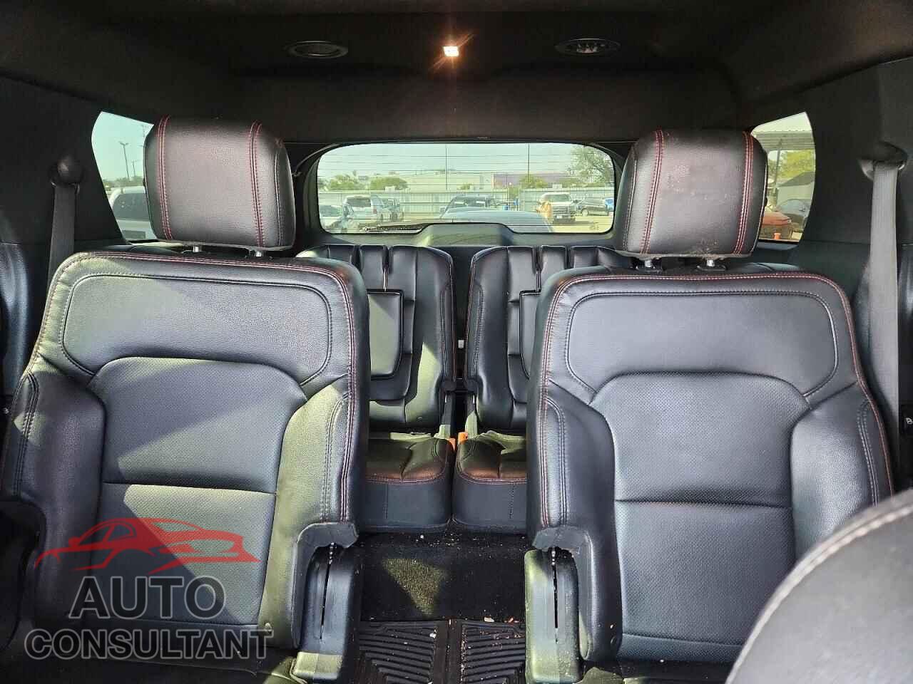 FORD EXPLORER 2018 - 1FM5K8GTXJGB98749