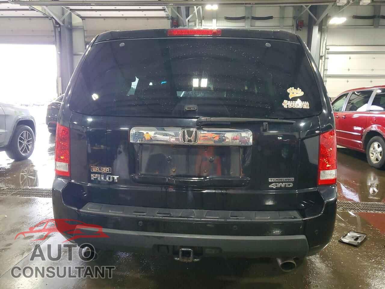 HONDA PILOT 2011 - 5FNYF4H98BB080910