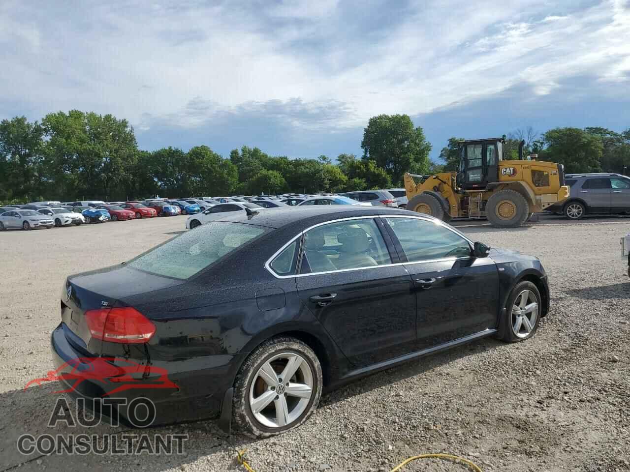 VOLKSWAGEN PASSAT 2015 - 1VWAT7A33FC120361
