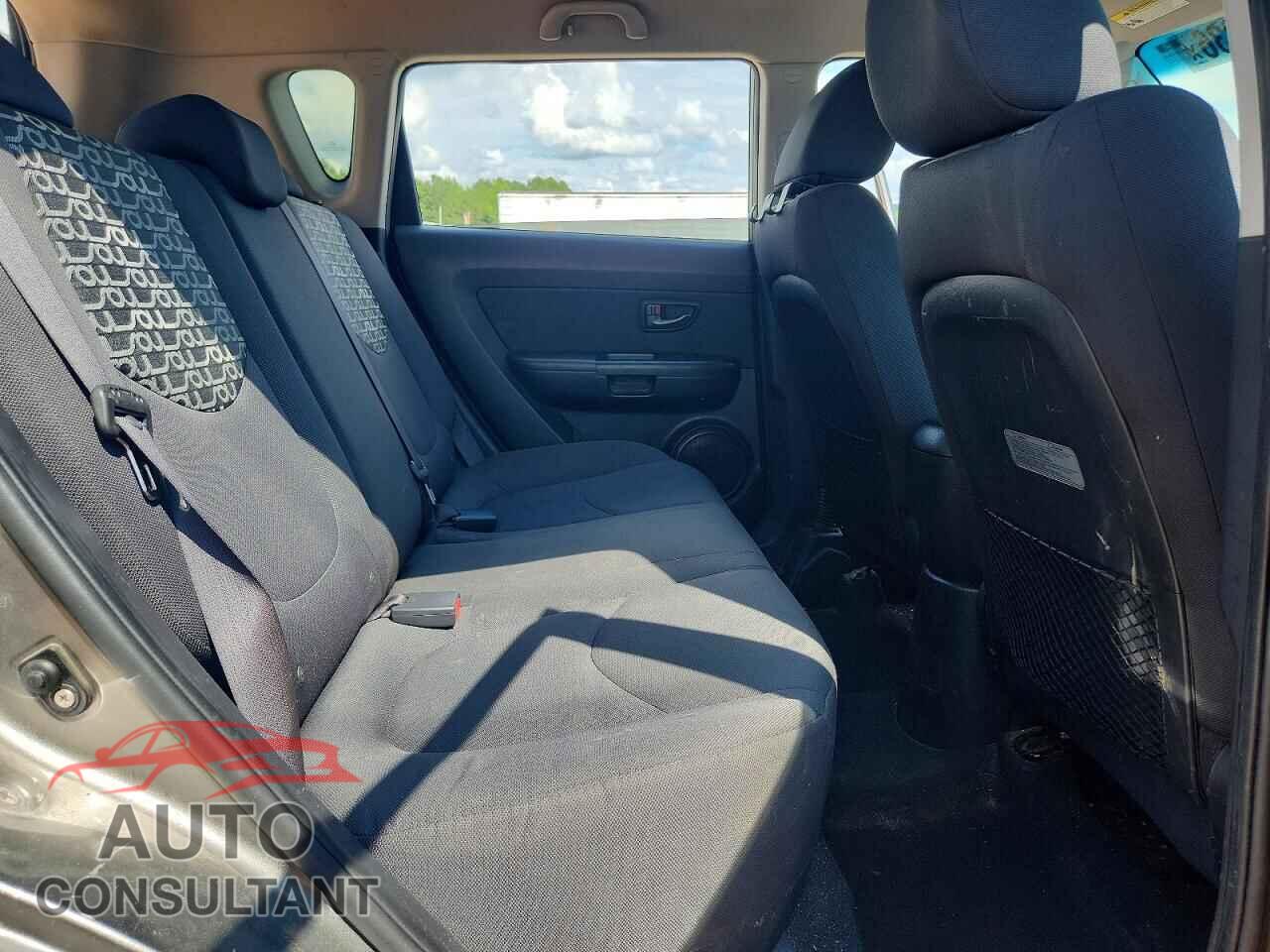 KIA SOUL 2011 - KNDJT2A24B7324084