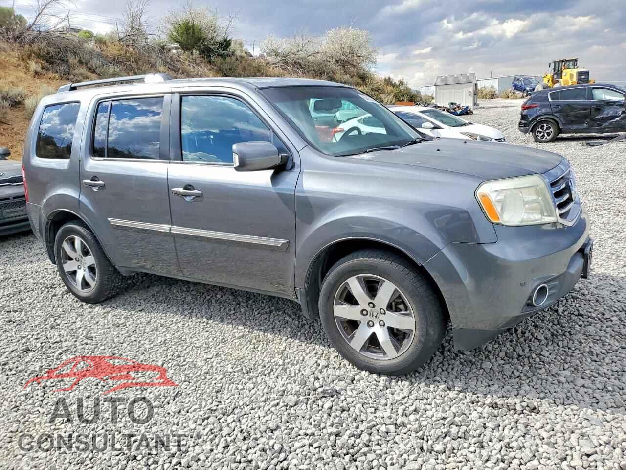 HONDA PILOT 2013 - 5FNYF4H99DB001506