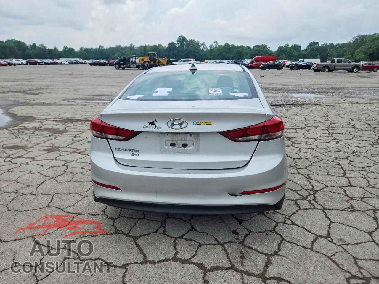 HYUNDAI ELANTRA 2017 - 5NPD74LF3HH172588