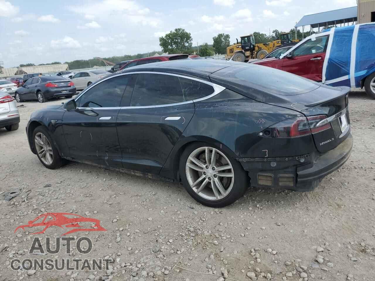 TESLA MODEL S 2013 - 5YJSA1DPXDFP12848