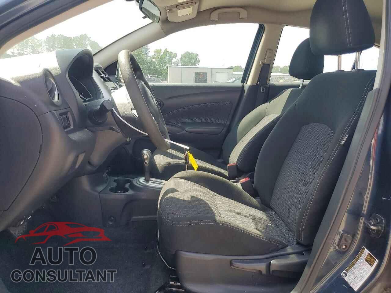 NISSAN VERSA 2017 - 3N1CN7AP3HL904655