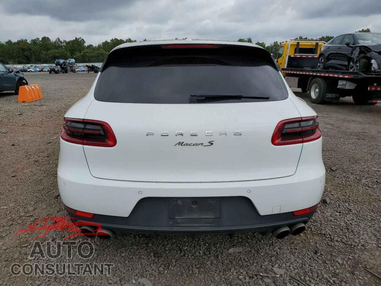 PORSCHE MACAN 2016 - WP1AB2A50GLB53800
