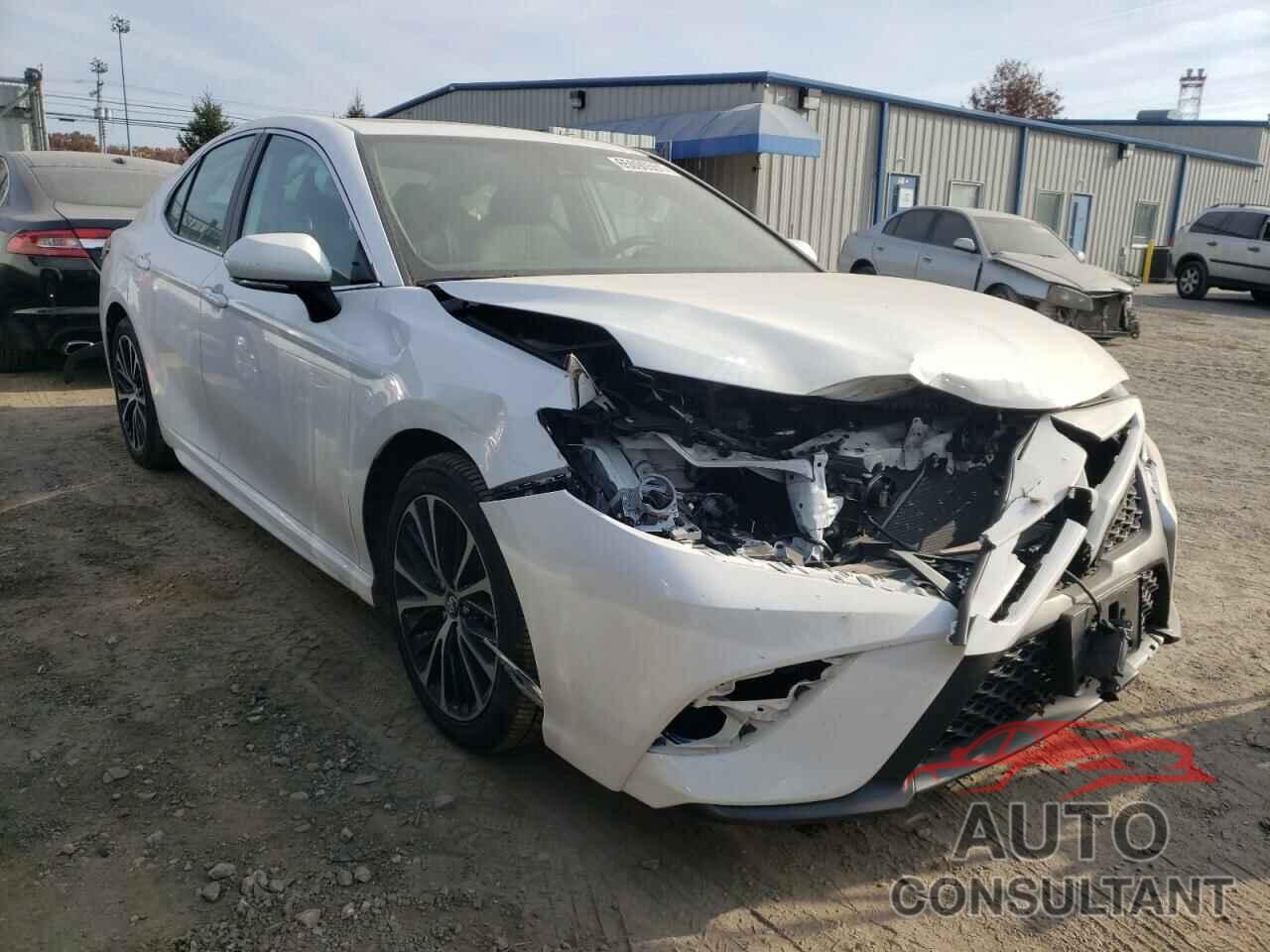 TOYOTA CAMRY 2019 - 4T1B11HK2KU851662