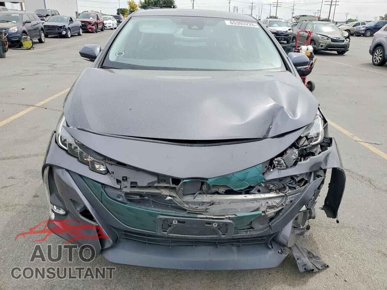 TOYOTA PRIUS 2017 - JTDKARFP9H3020594
