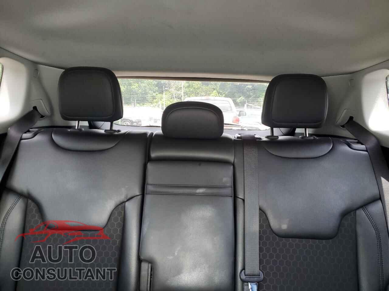 JEEP COMPASS 2019 - 3C4NJDBB7KT826665