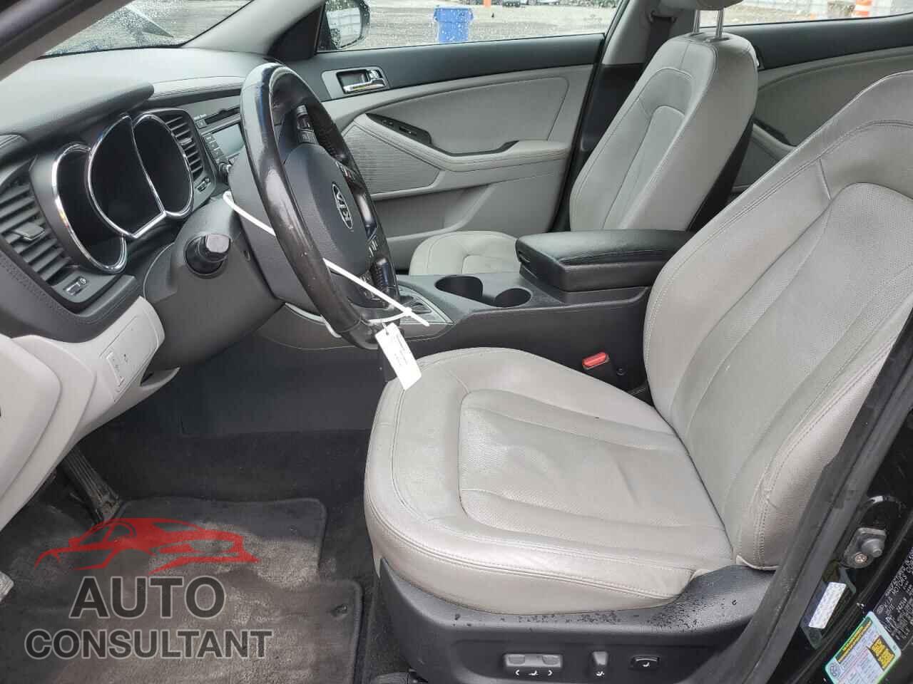 KIA OPTIMA 2011 - KNAGN4A77B5145090