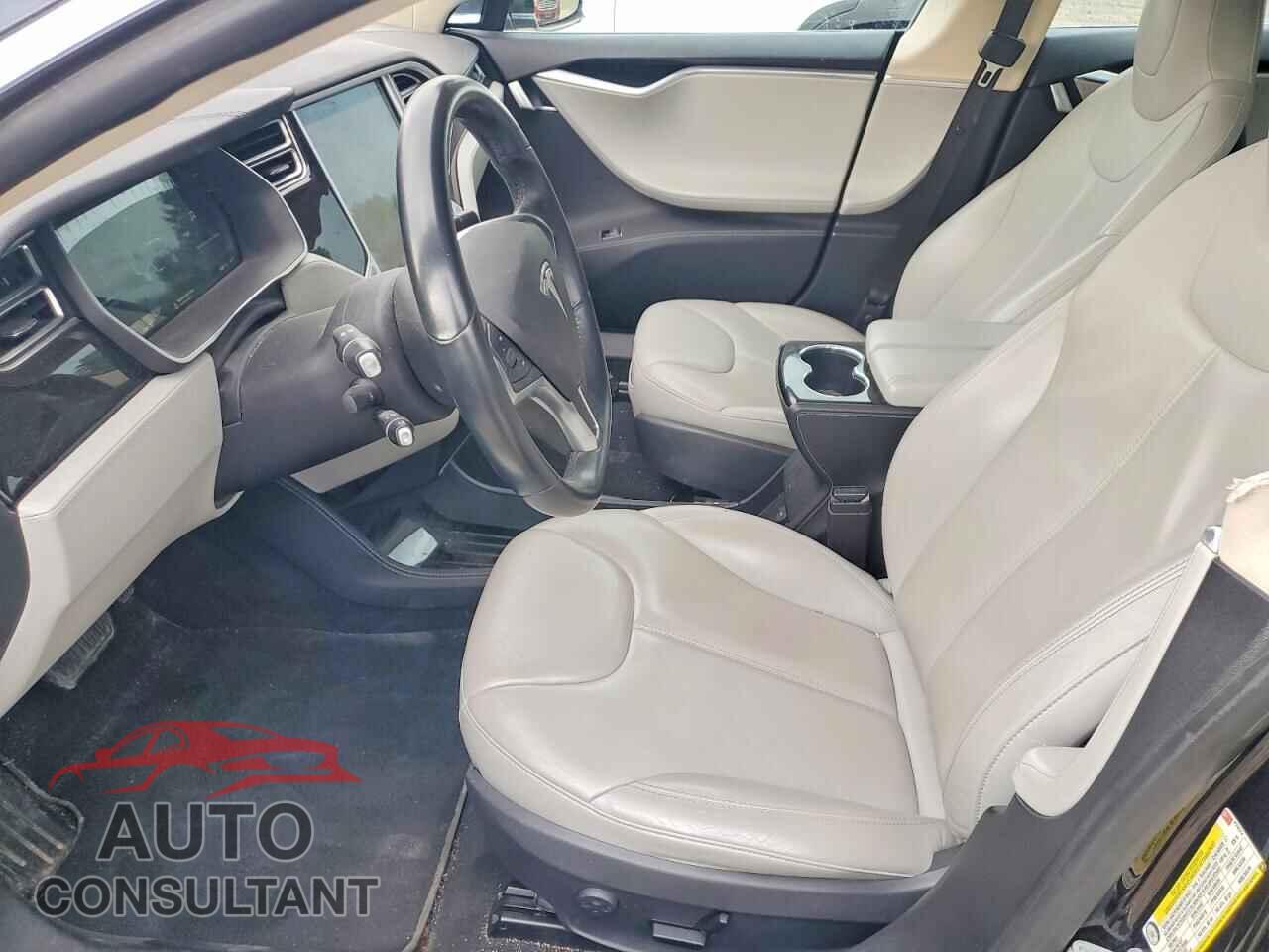 TESLA MODEL S 2015 - 5YJSA1H22FFP79574