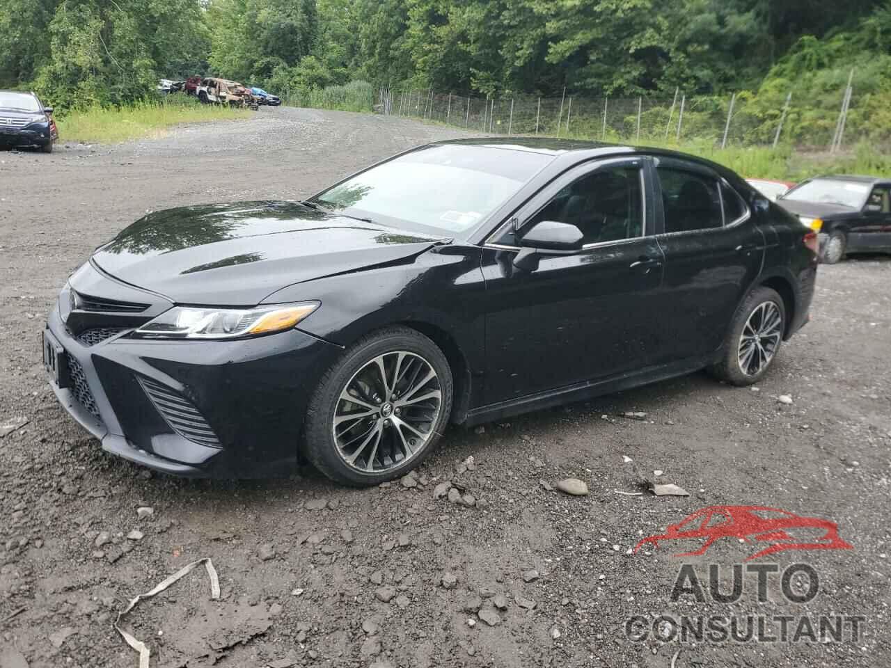 TOYOTA CAMRY 2018 - 4T1B11HK6JU063286