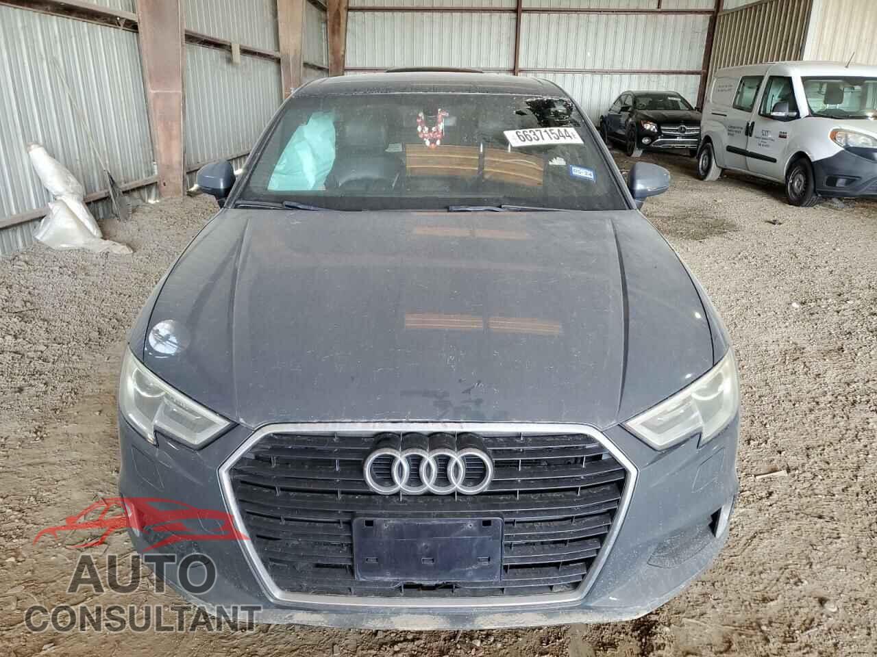 AUDI A3 2017 - WAUAUGFF5H1039988