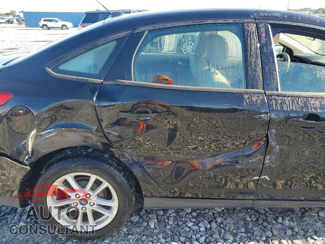 FORD FOCUS 2017 - 1FADP3F2XHL275107