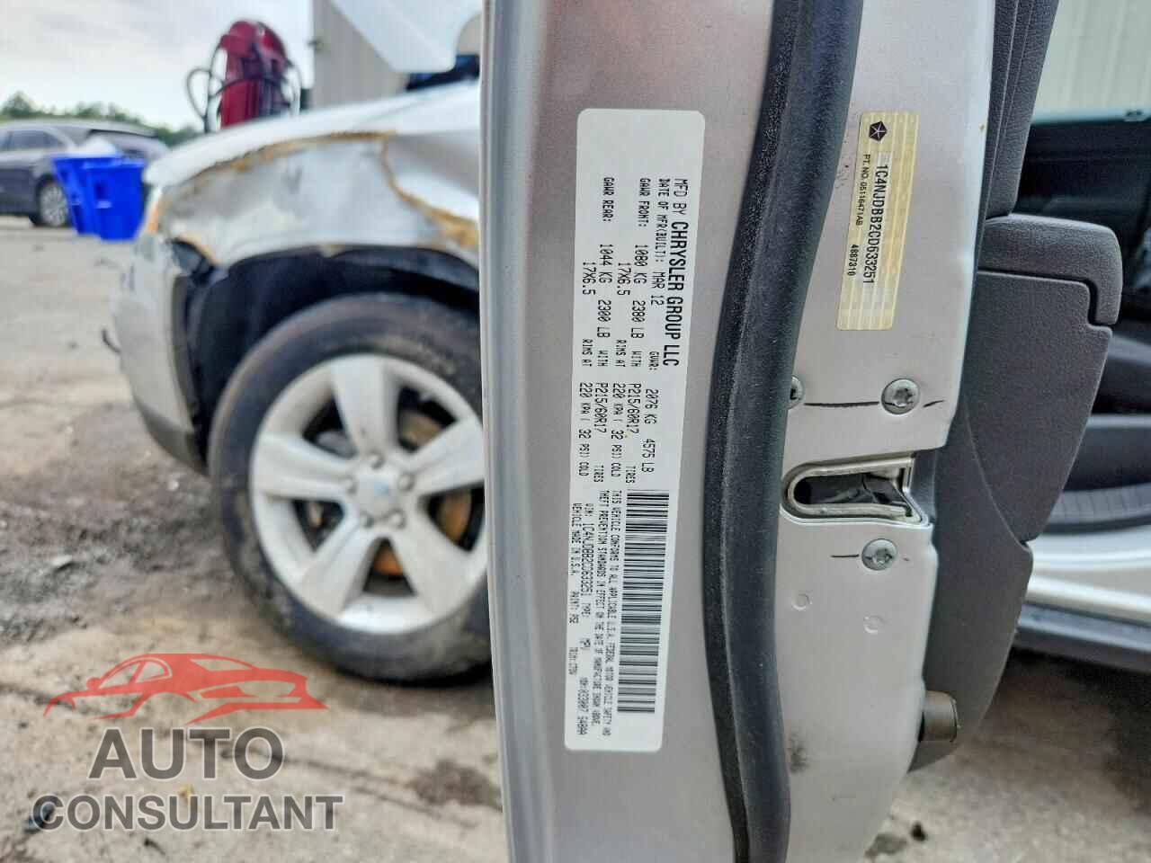 JEEP COMPASS 2012 - 1C4NJDBB2CD633251