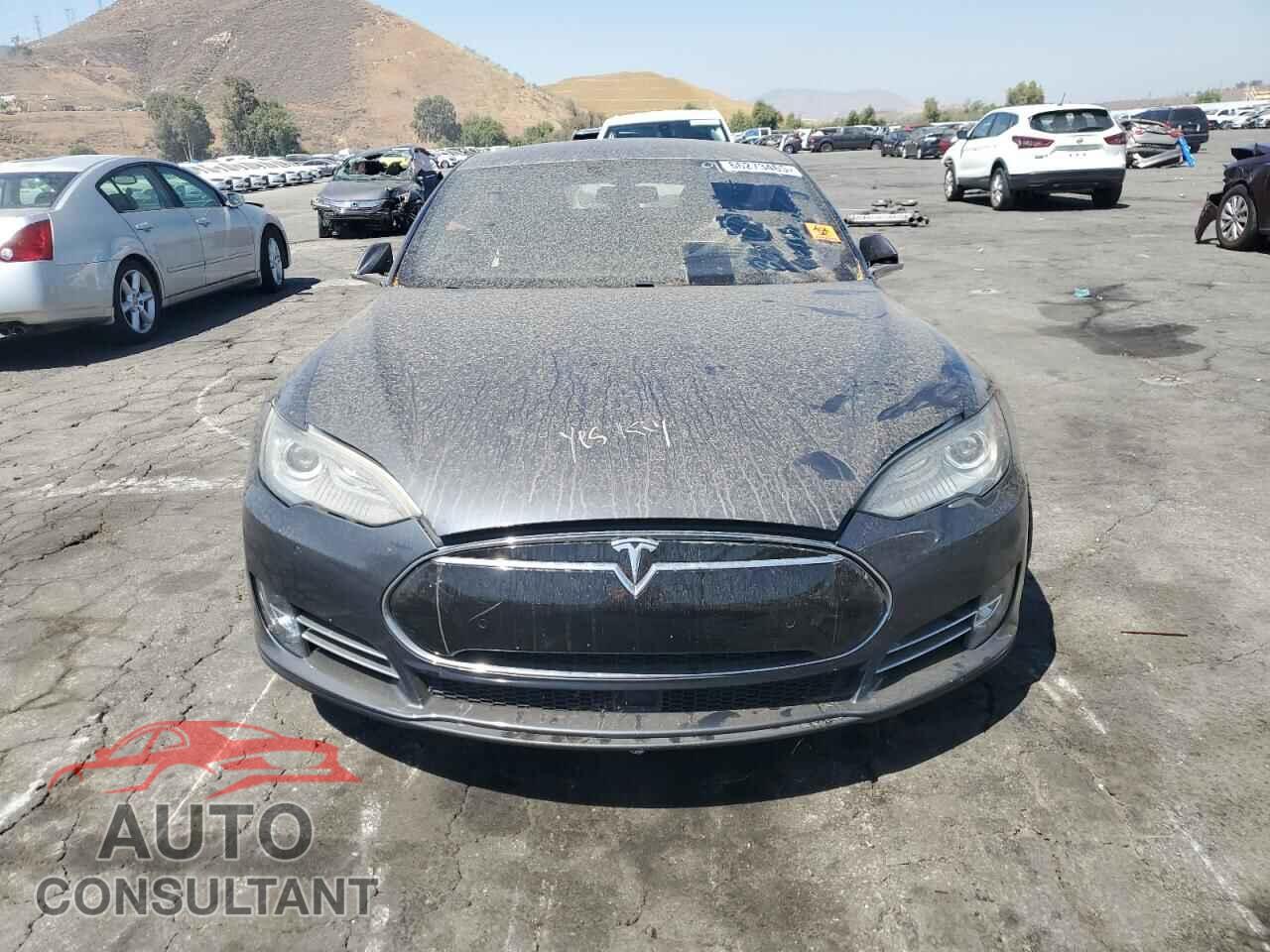 TESLA MODEL S 2015 - 5YJSA1V40FF097900