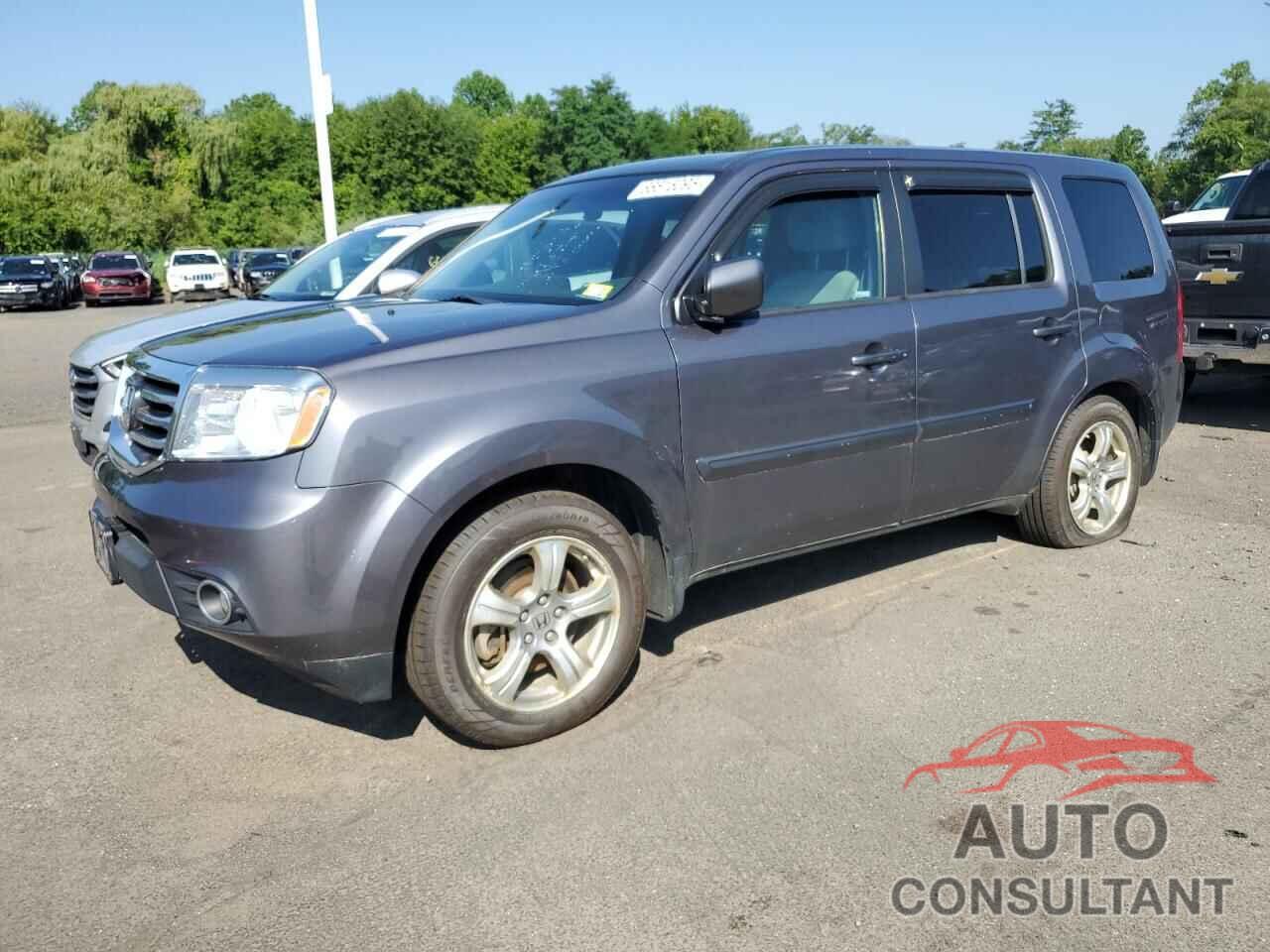 HONDA PILOT 2015 - 5FNYF4H49FB024114