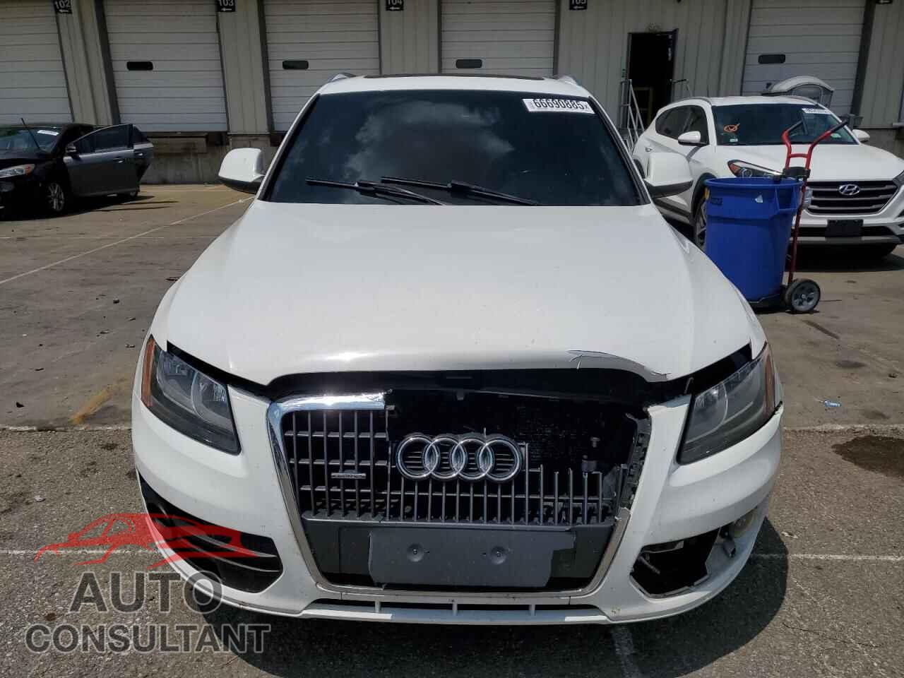 AUDI Q5 2011 - WA1CFAFP7BA041755