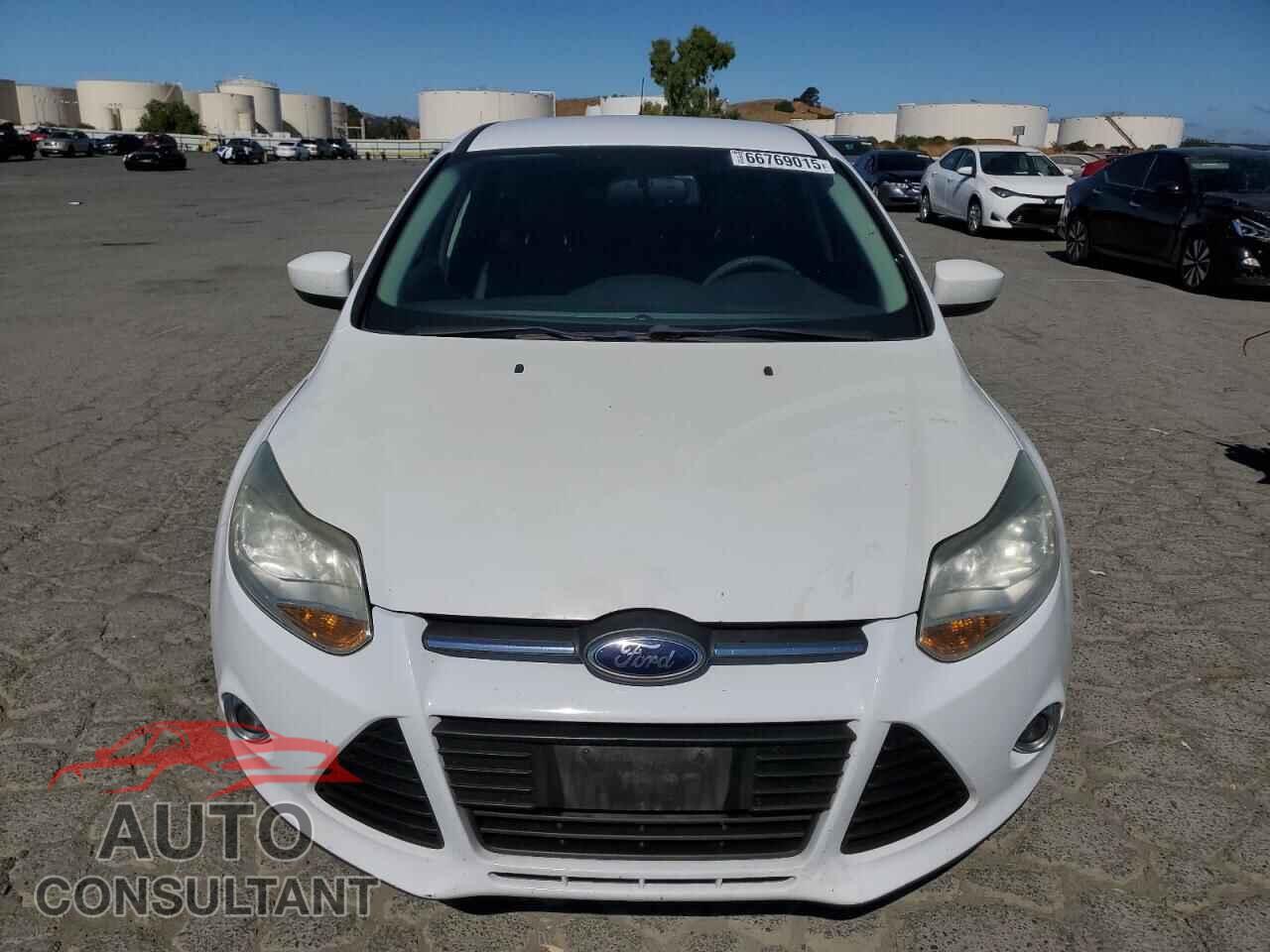 FORD FOCUS 2012 - 1FAHP3K23CL367045