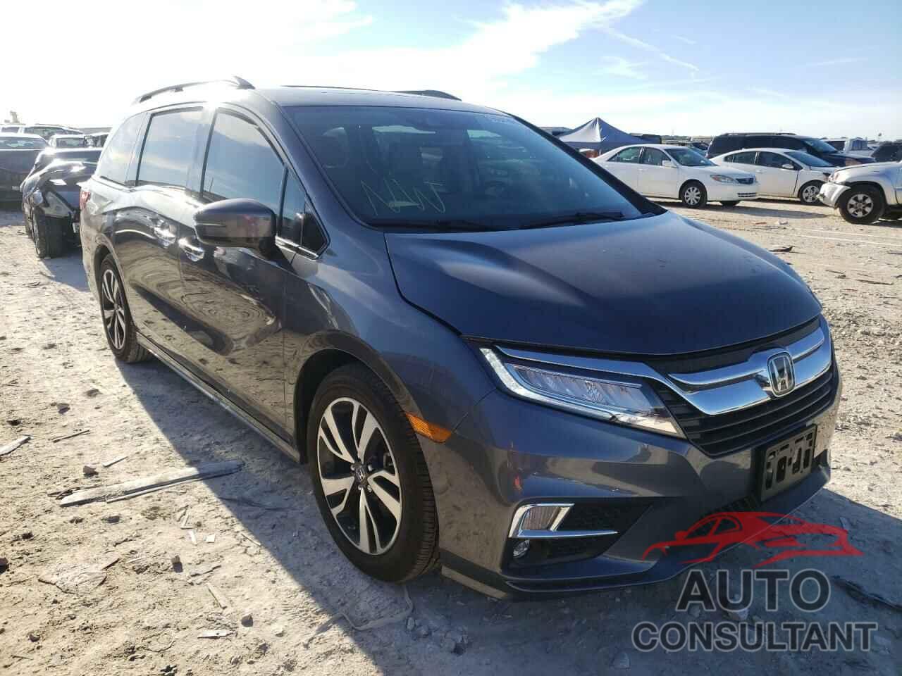 HONDA ODYSSEY 2018 - 5FNRL6H95JB083271