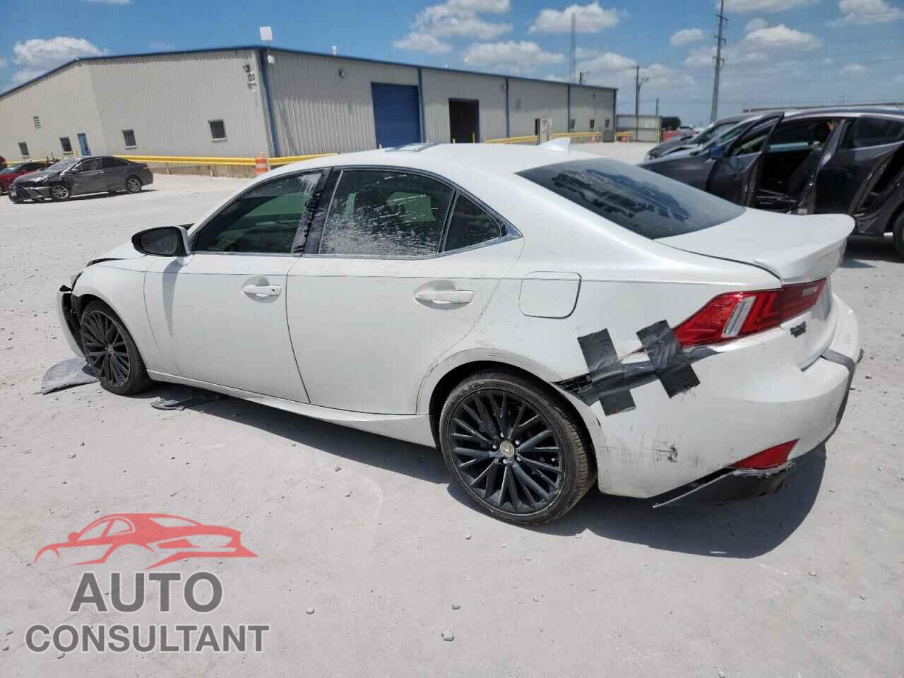 LEXUS IS 2015 - JTHBF1D22F5052782