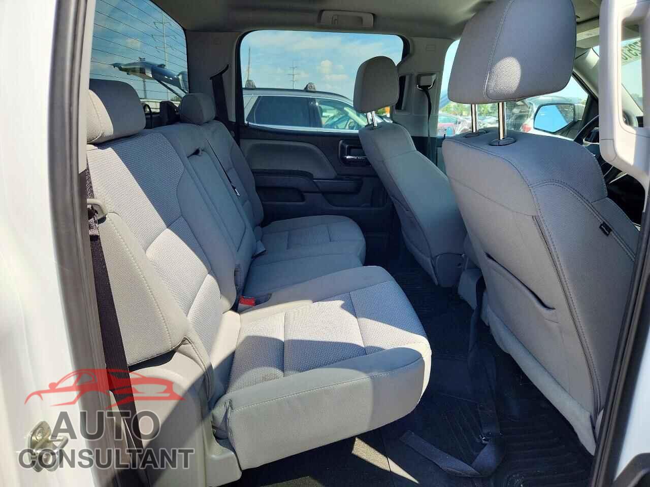 CHEVROLET SILVERADO 2018 - 3GCPCPEC8JG318432