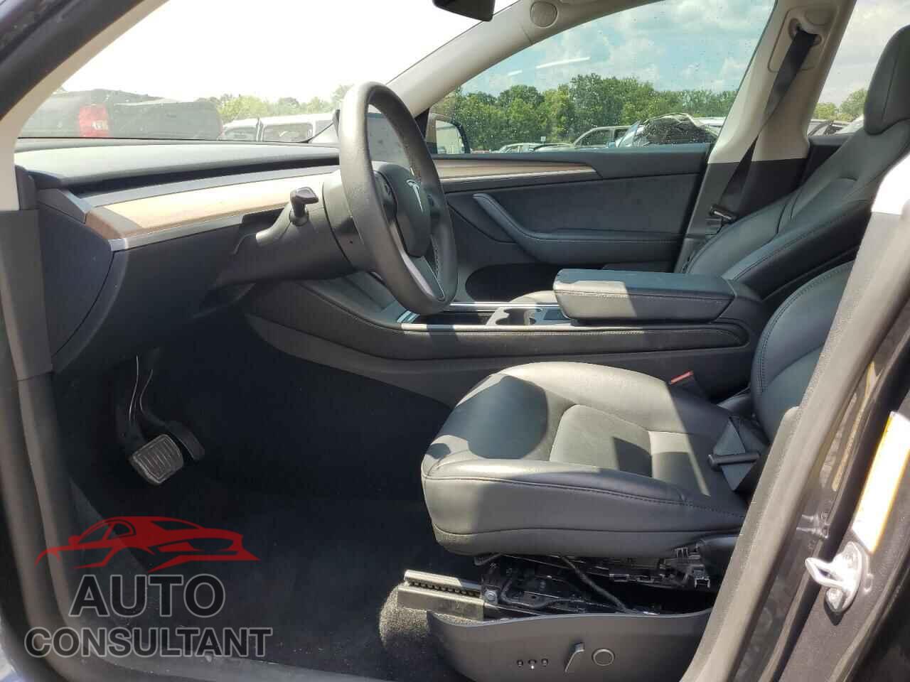 TESLA MODEL Y 2023 - 7SAYGAEE3PF805675