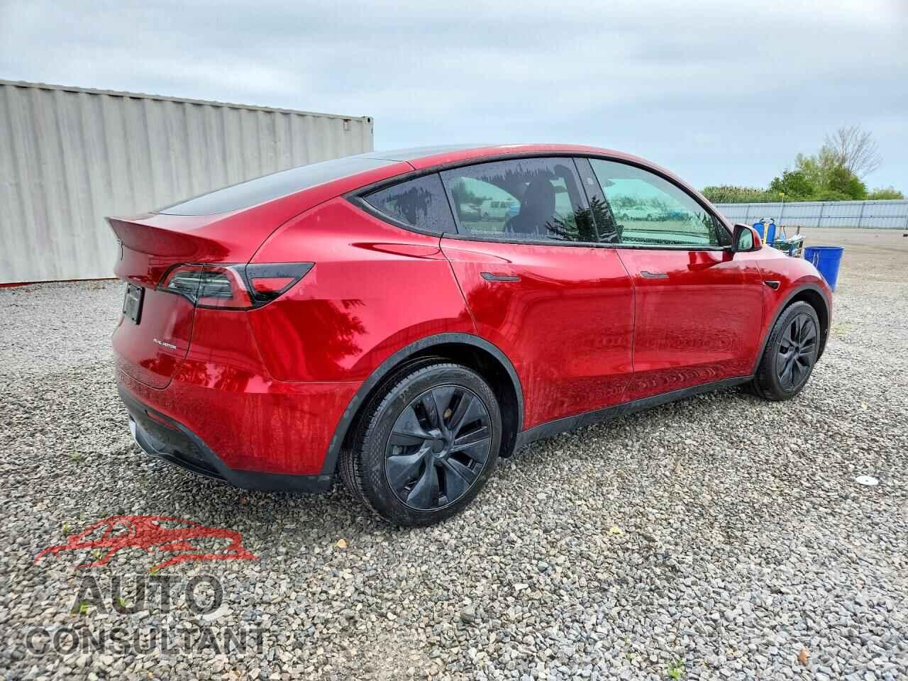TESLA MODEL Y 2025 - 7SAYGDEE6SF225072