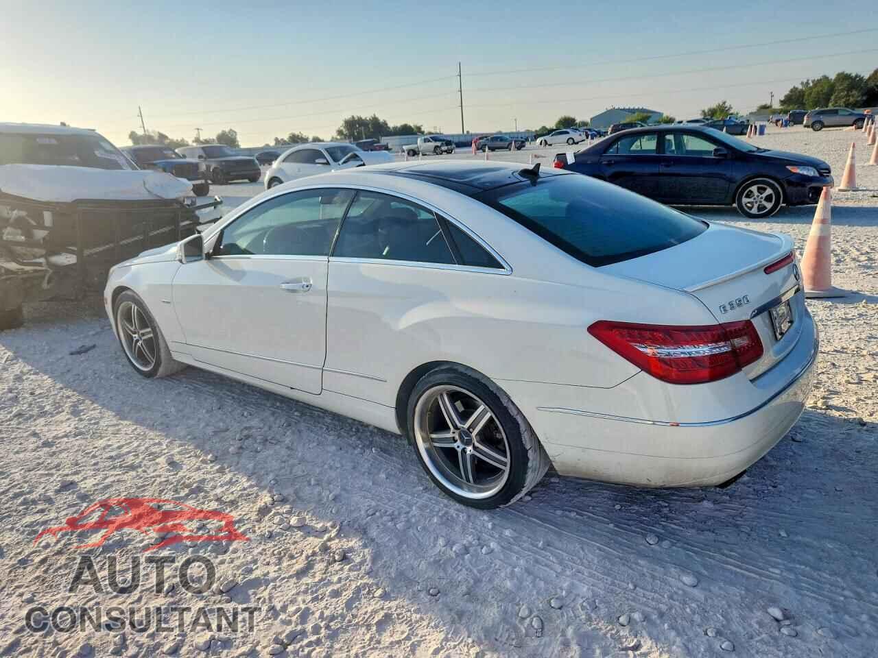 MERCEDES-BENZ E-CLASS 2012 - WDDKJ5KB6CF160859