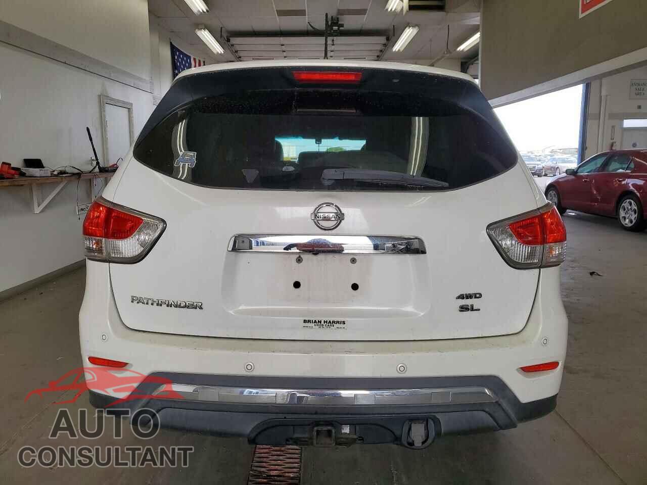 NISSAN PATHFINDER 2013 - 5N1AR2MM9DC643630