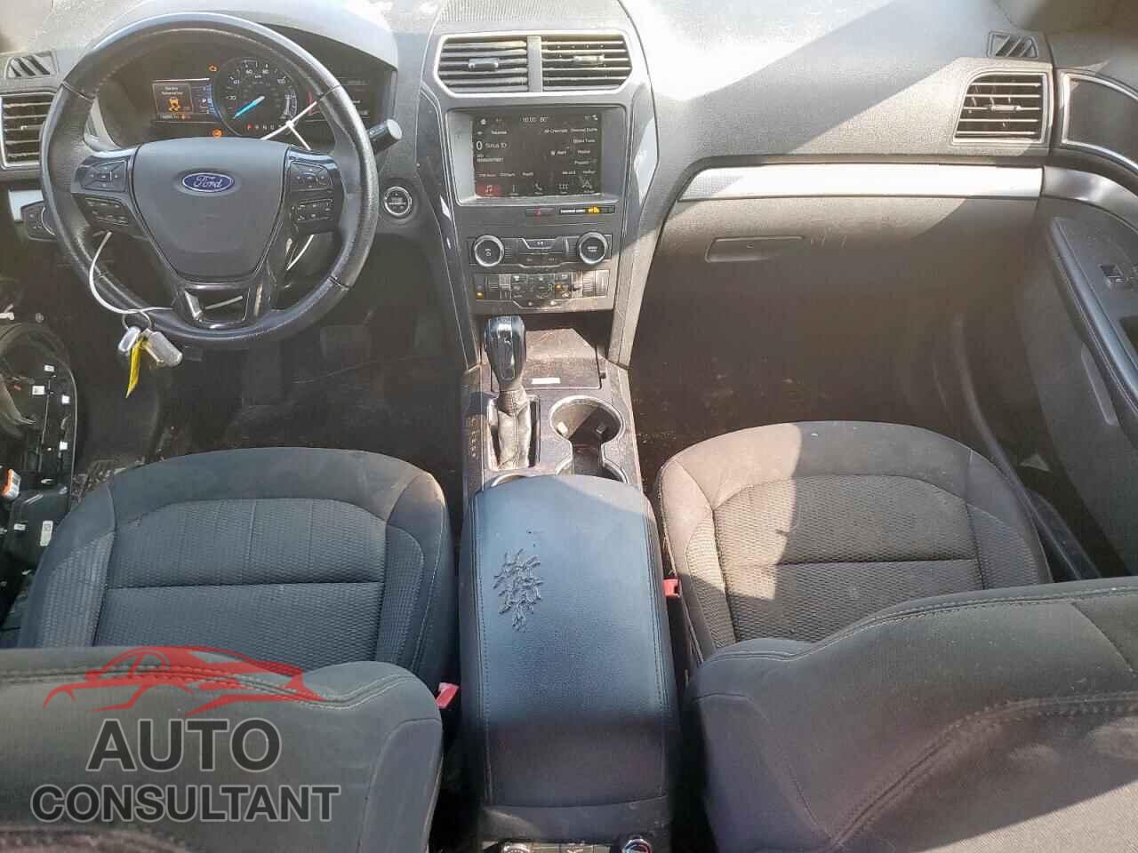 FORD EXPLORER 2018 - 1FM5K7D87JGB97195