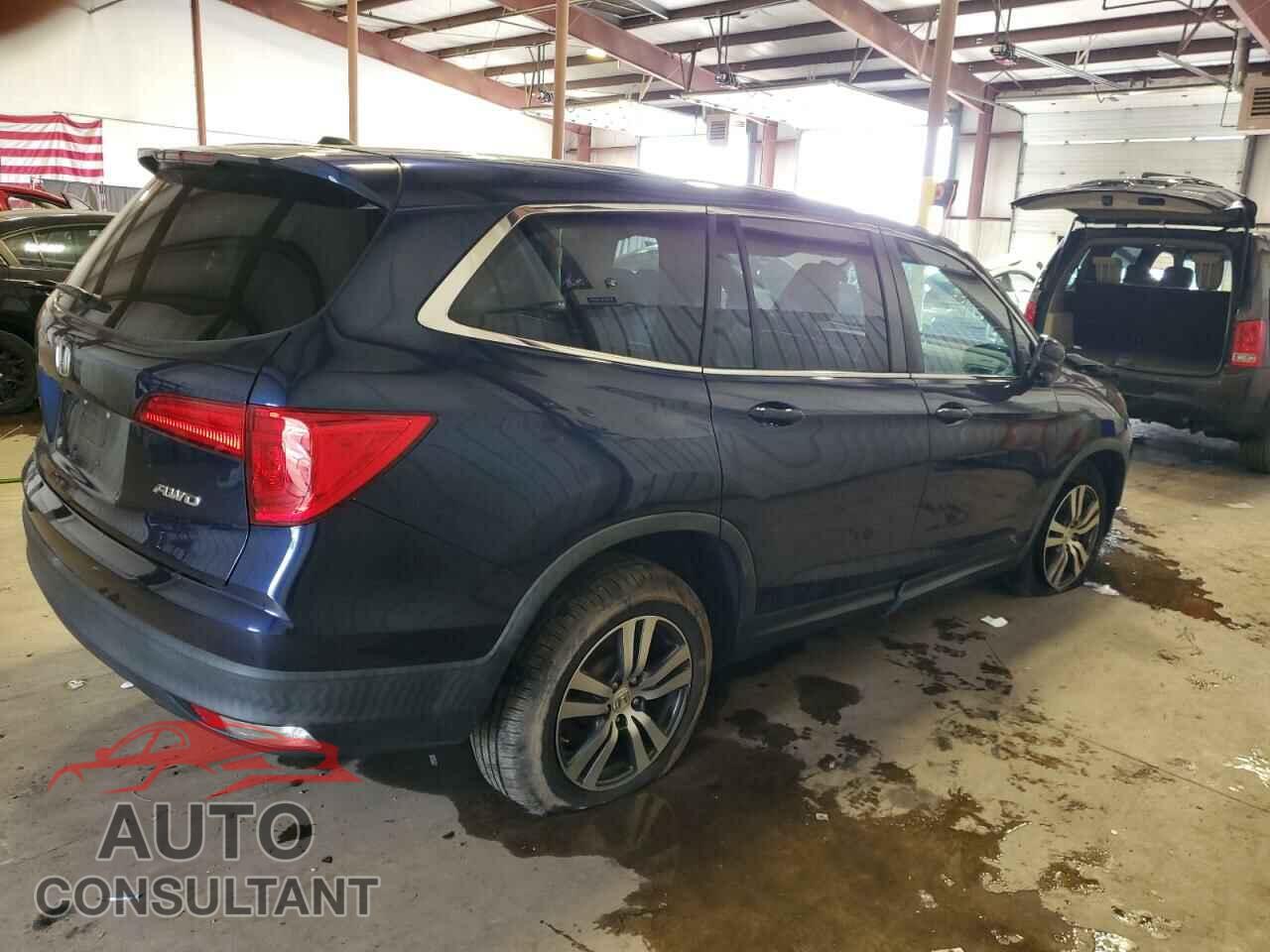 HONDA PILOT 2017 - 5FNYF6H32HB101041